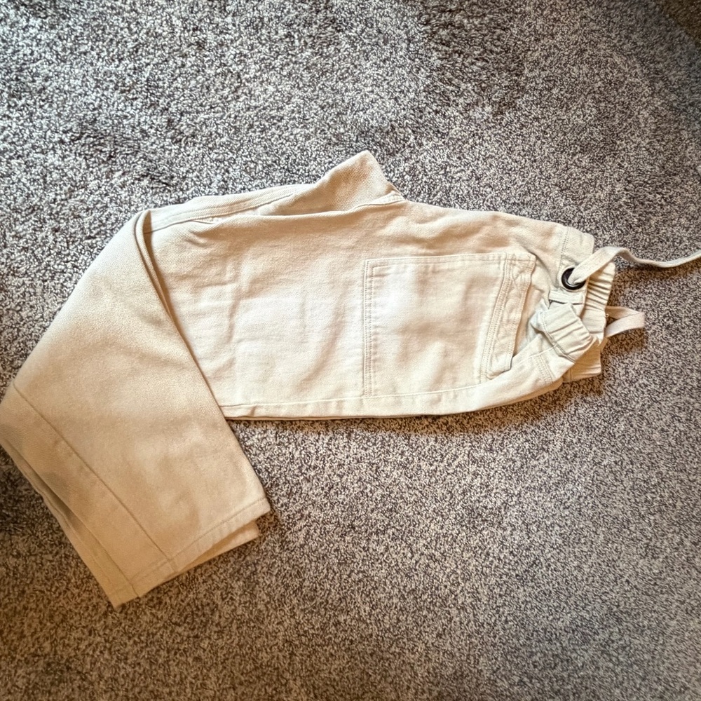 ME Makeover Essentials Women's Straight Leg Jeans - Cream